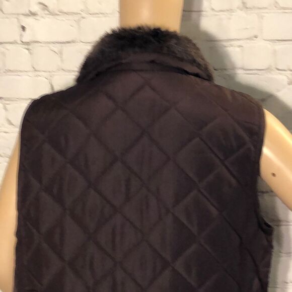 Carolyn Taylor Quilted Puffer Vest Faux Fu… - Picture 8 of 8